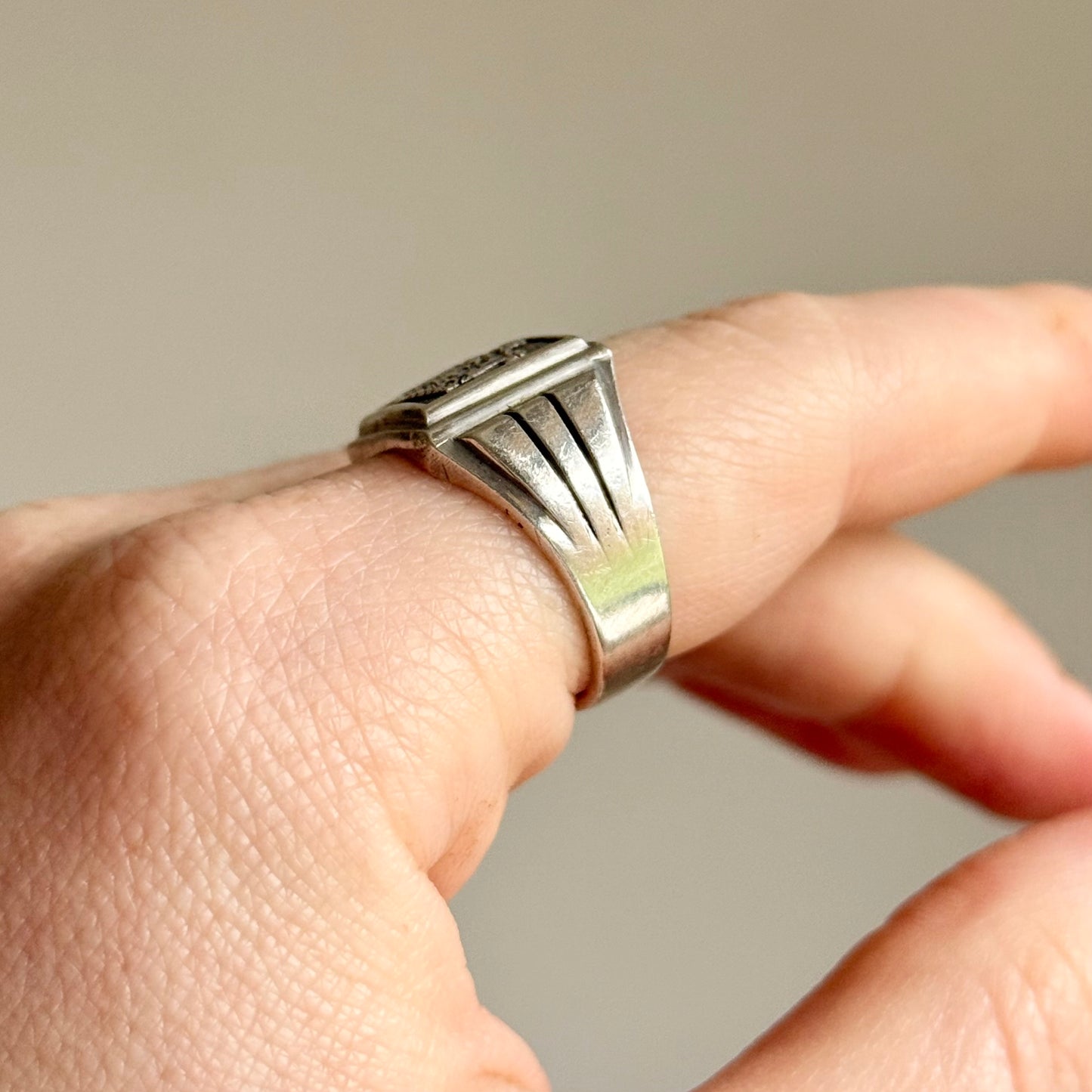 Antique Victorian Silver Heraldic Signet Ring