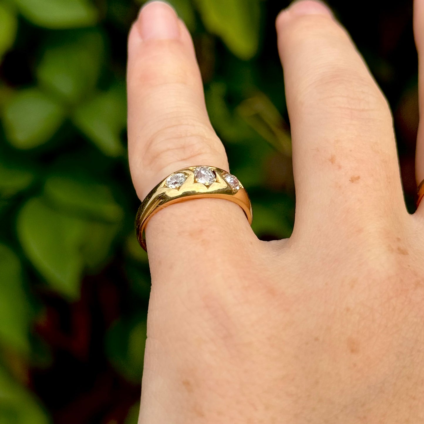 Antique Diamond Trilogy Ring in 18 Carat Gold