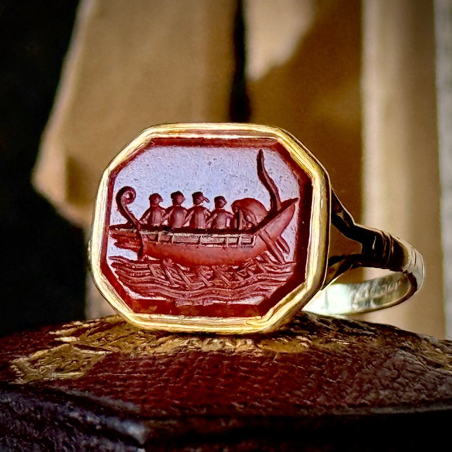 Sublime Jasper Intaglio Ring in 14 Carat Gold