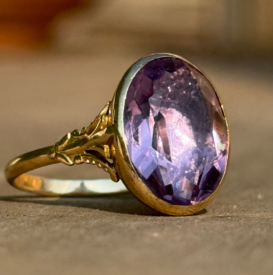 Substantial Foiled Amethyst Ring in 9 Carat Gold