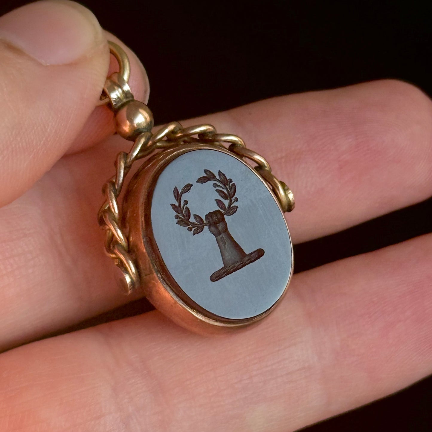 Antique Victorian Heraldic Intaglio Spinning Pendant