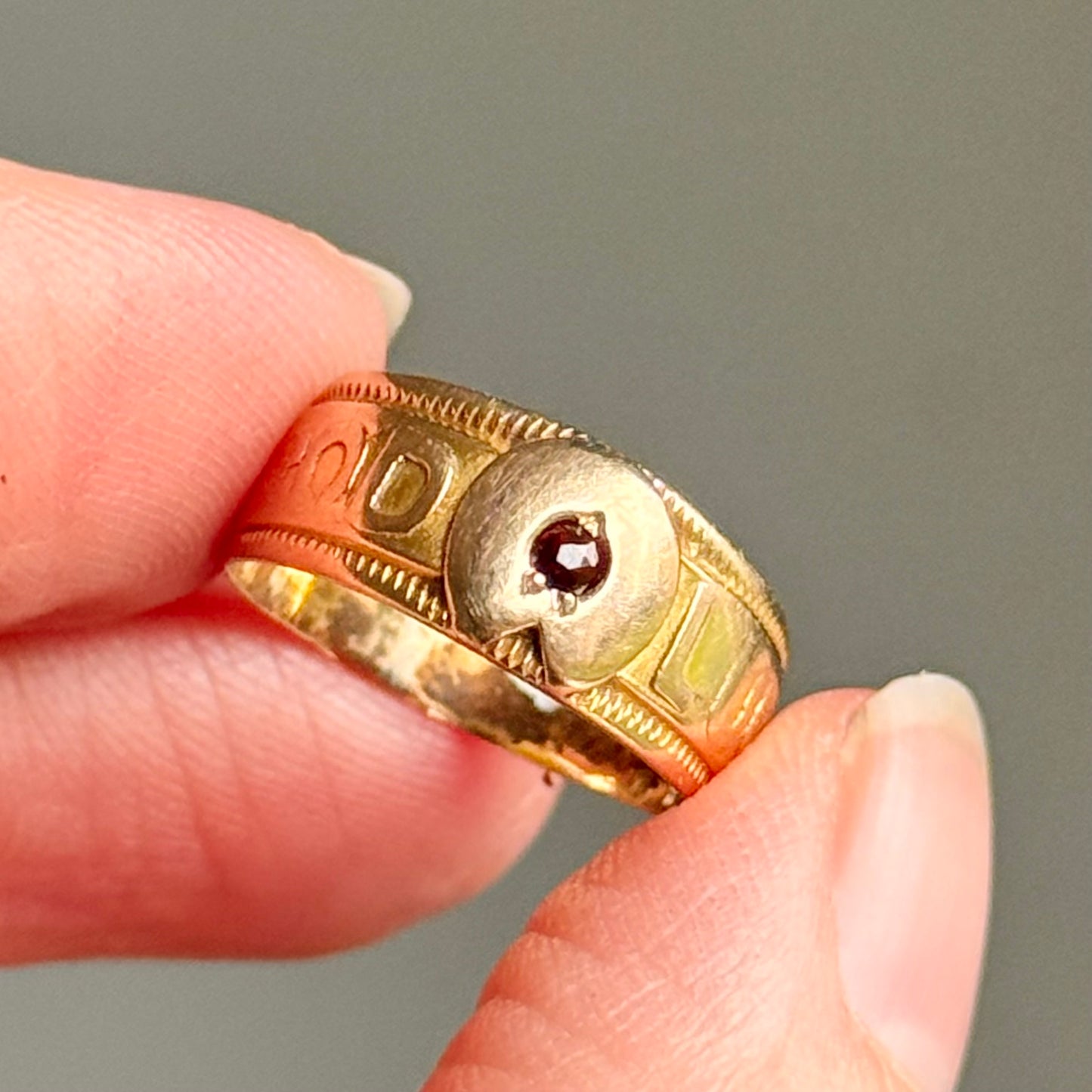 Antique Victorian Good Luck Garnet Ring in 18 Carat Gold; Circa 1855