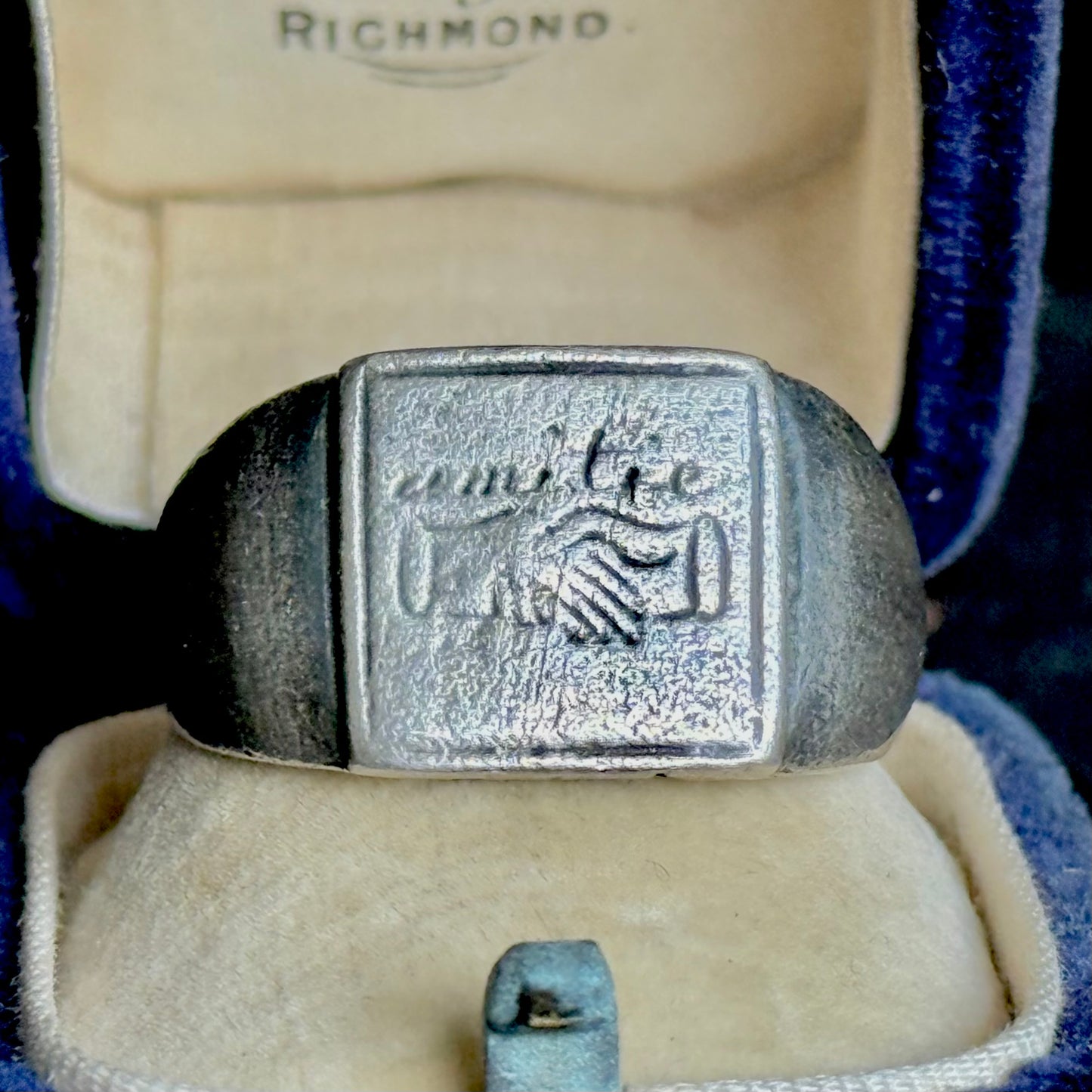 Antique Silver 'Amitie' European Friendship Ring