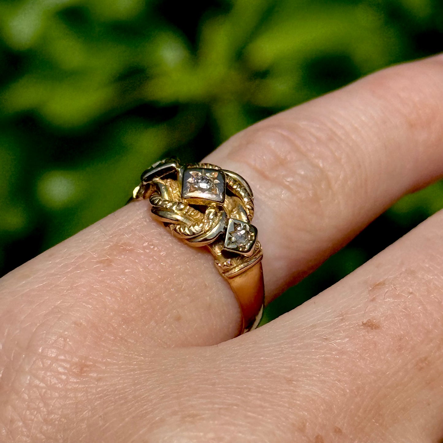 Antique Diamond Trilogy Knot Ring in 18 Carat Gold