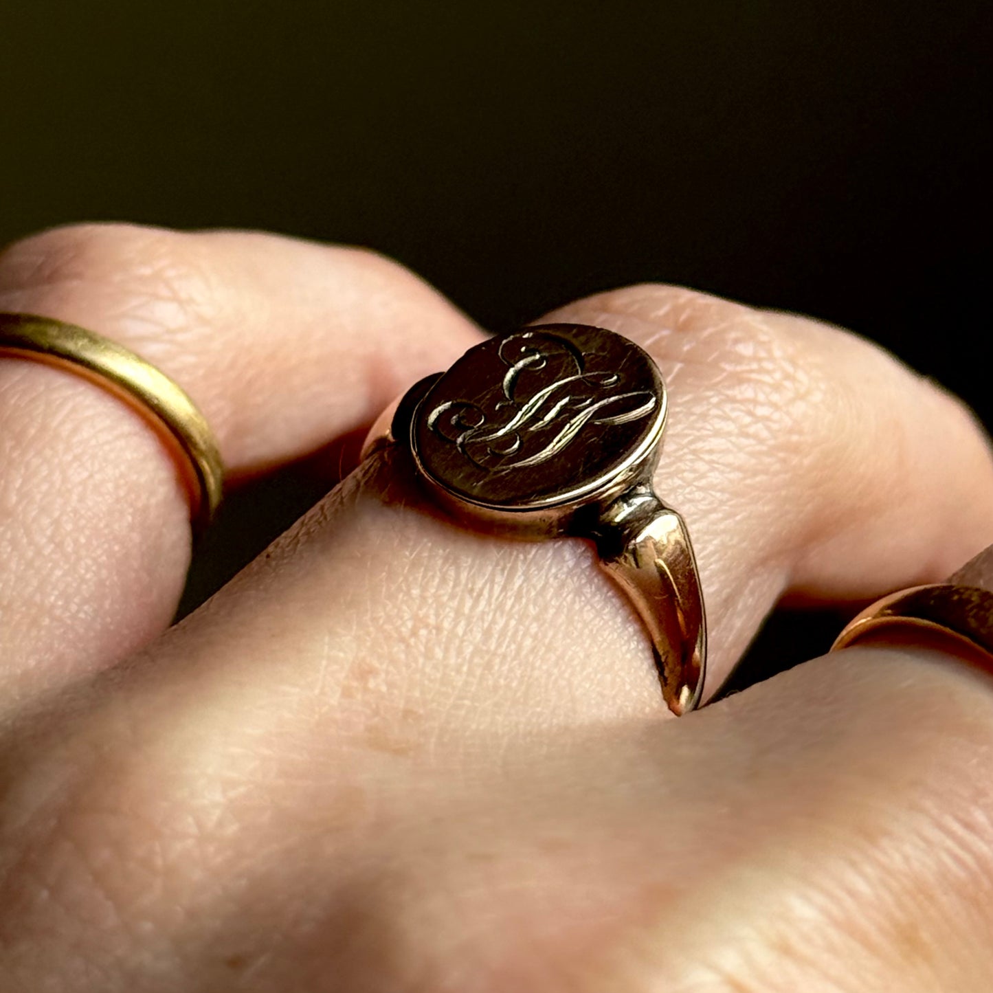 Antique Locket Signet Ring in 9 Carat Gold; Circa 1916