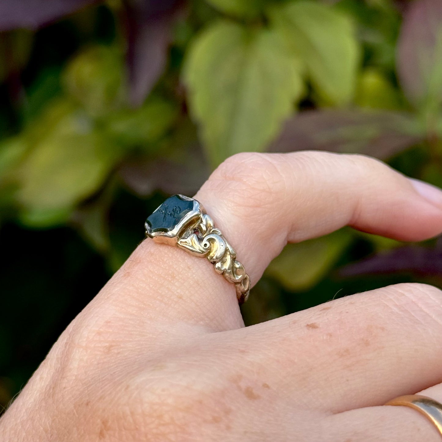 Georgian Bloodstone Signet Ring with “Betsie” Inscription in 9 Carat Gold