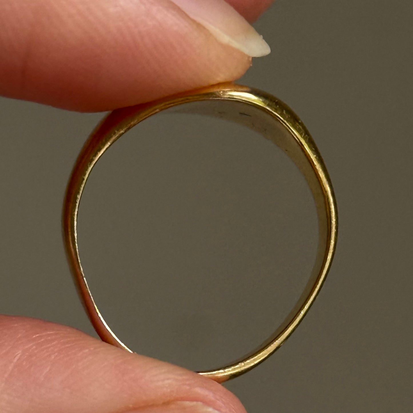 Antique Victorian Intaglio Heraldic Signet Ring in 18 Carat Gold; Circa 1890