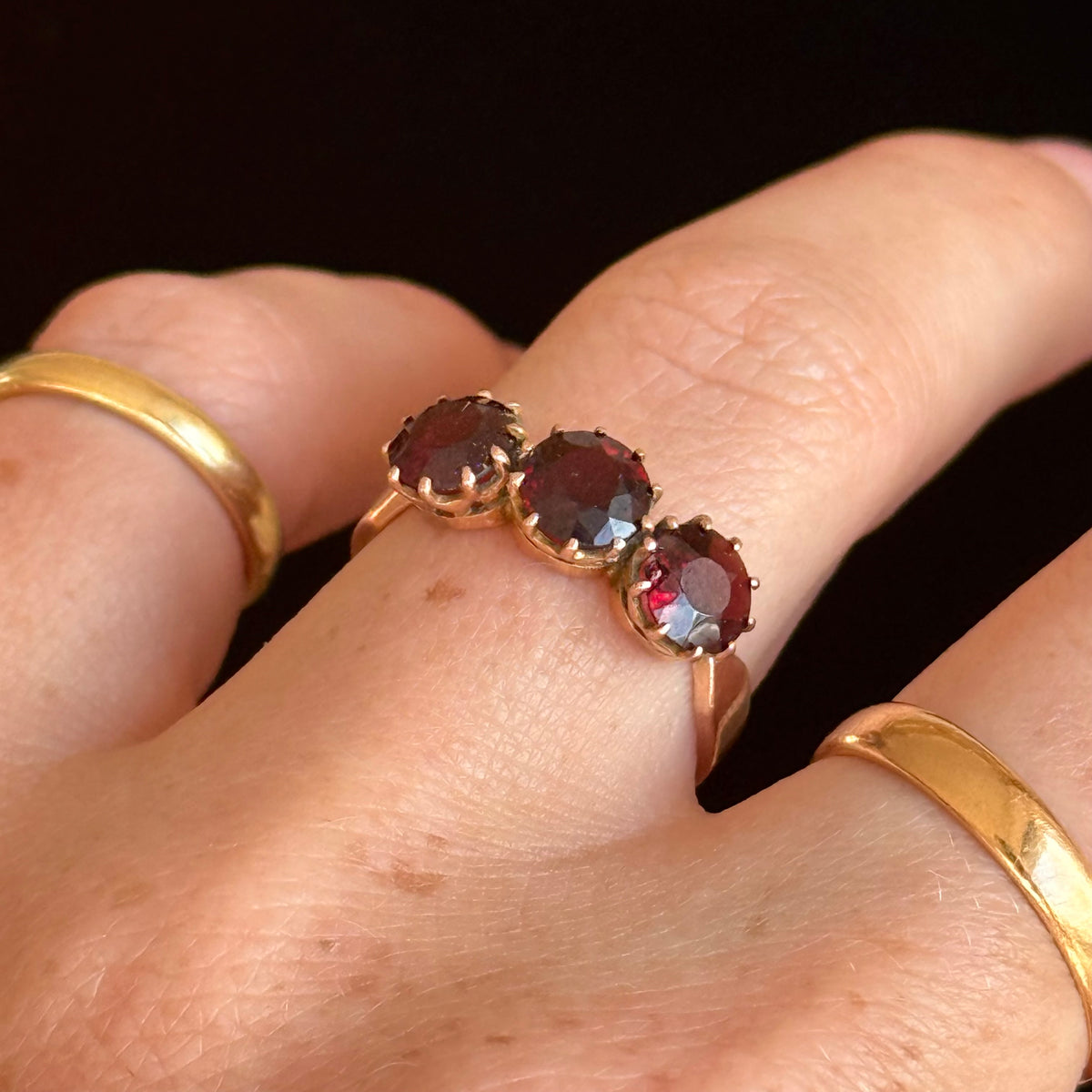 Antique Garnet Trilogy Ring in 9 Carat gold; Circa 1913