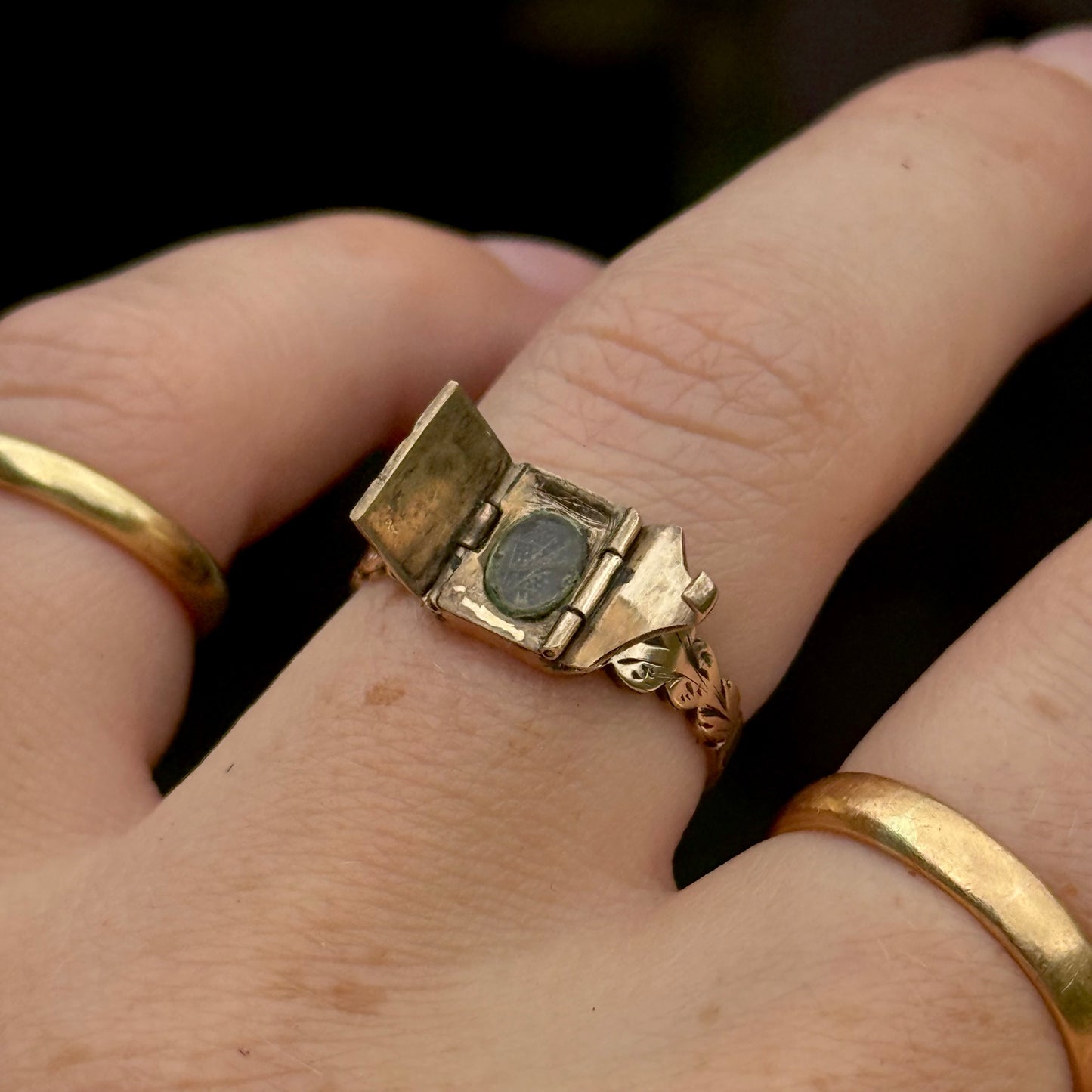 Antique Victorian Book Locket Ring in 9 Carat Gold