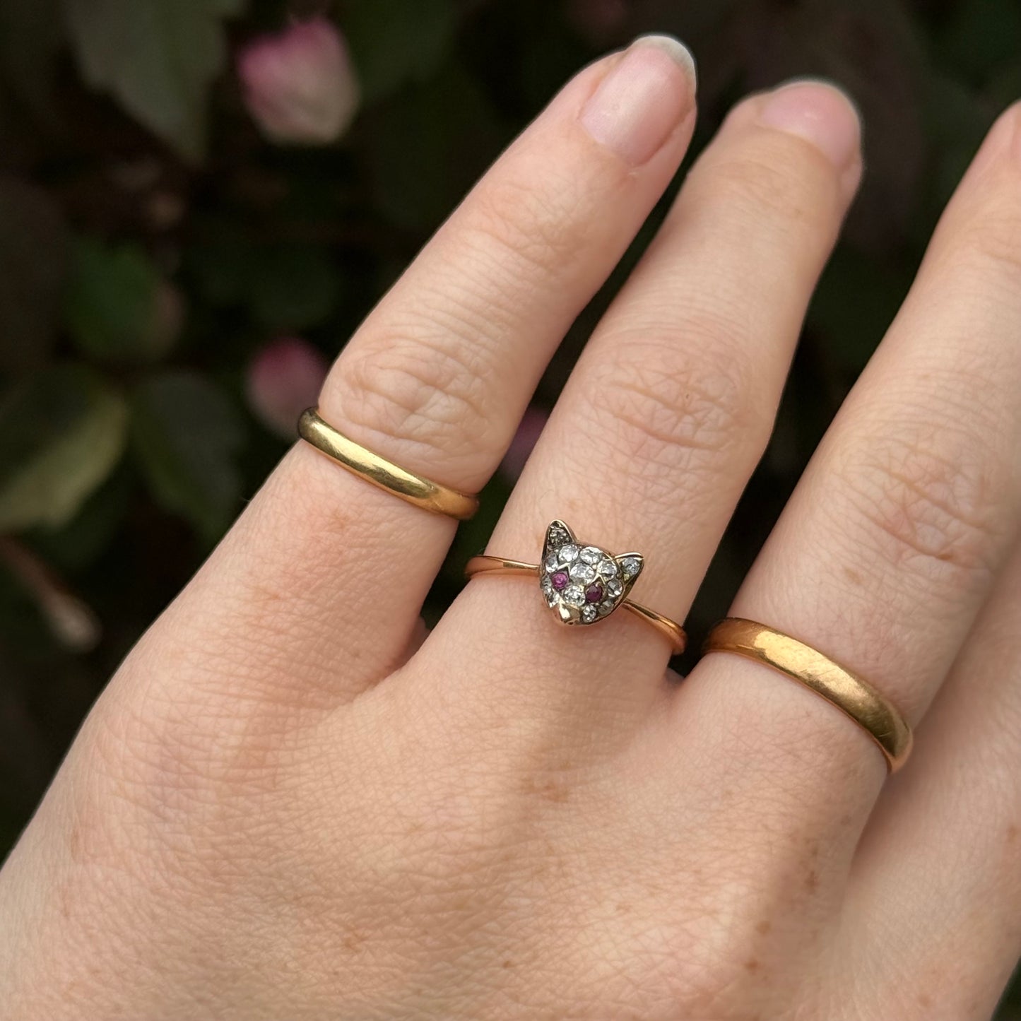 Antique Victorian Diamond Fox Ring in 18 Carat Gold