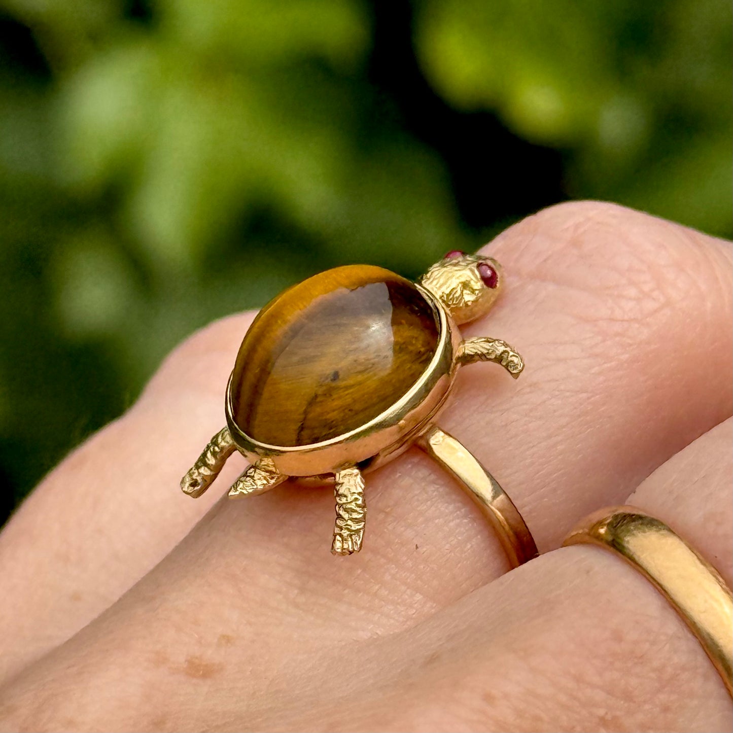 Vintage Tiger's Eye & Ruby Turtle Ring in 9 Carat Gold
