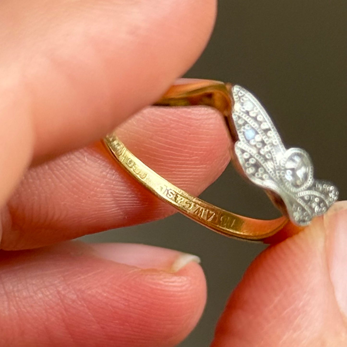 Antique Diamond Winged Ring in 18 Carat Gold; Circa 1900