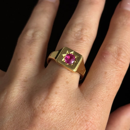 1930's Star Set Ruby Signet Ring in 18 Carat Gold