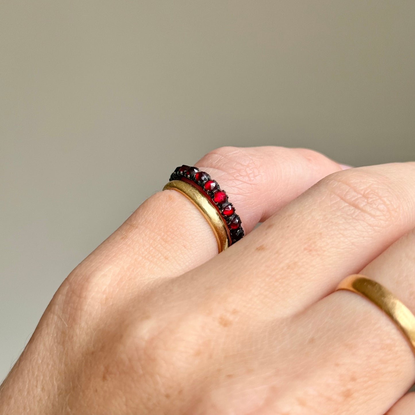 Early Victorian Garnet Eternity Ring; Circa 1830