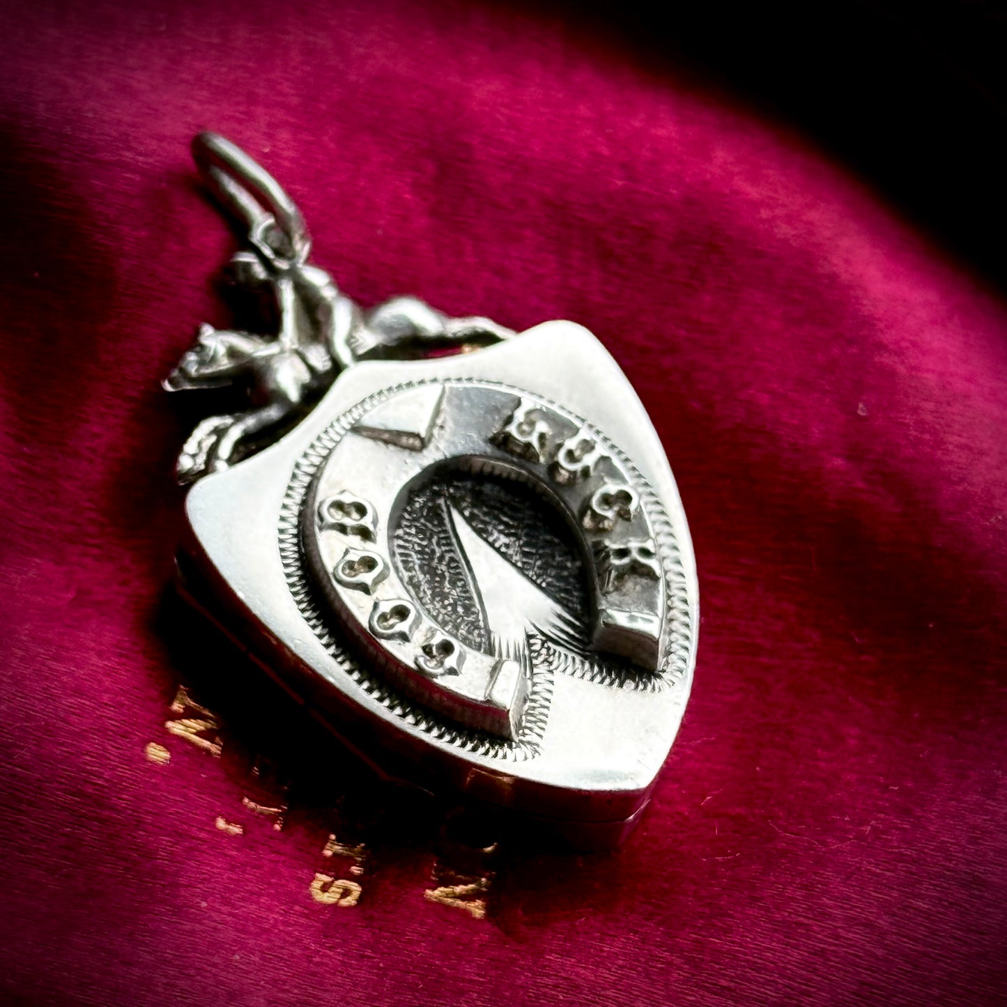 Antique Lucky Horseshoe Locket in Silver; Circa 1914