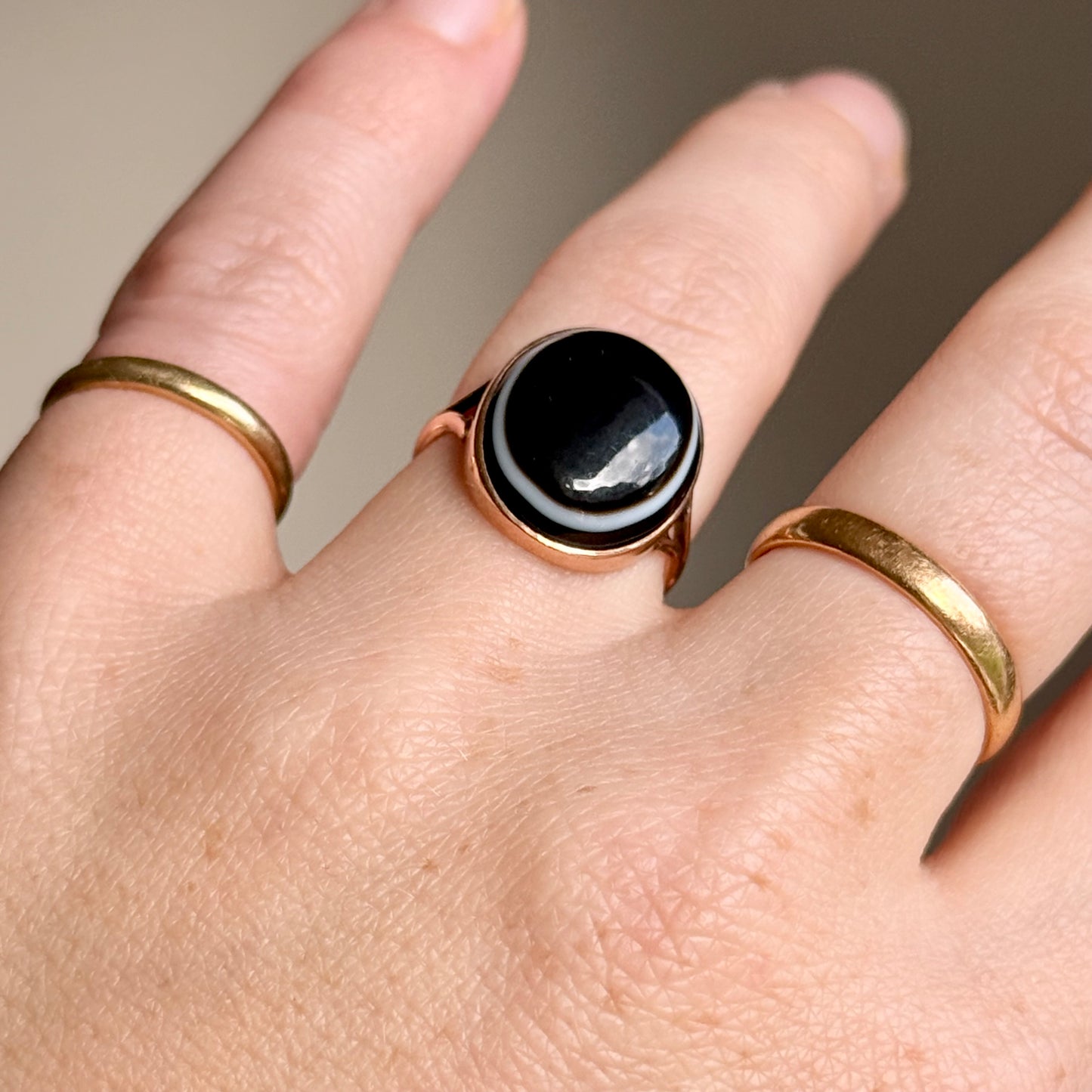 Victorian Bull's Eye Agate Ring in 9 Carat Gold' Circa 1890