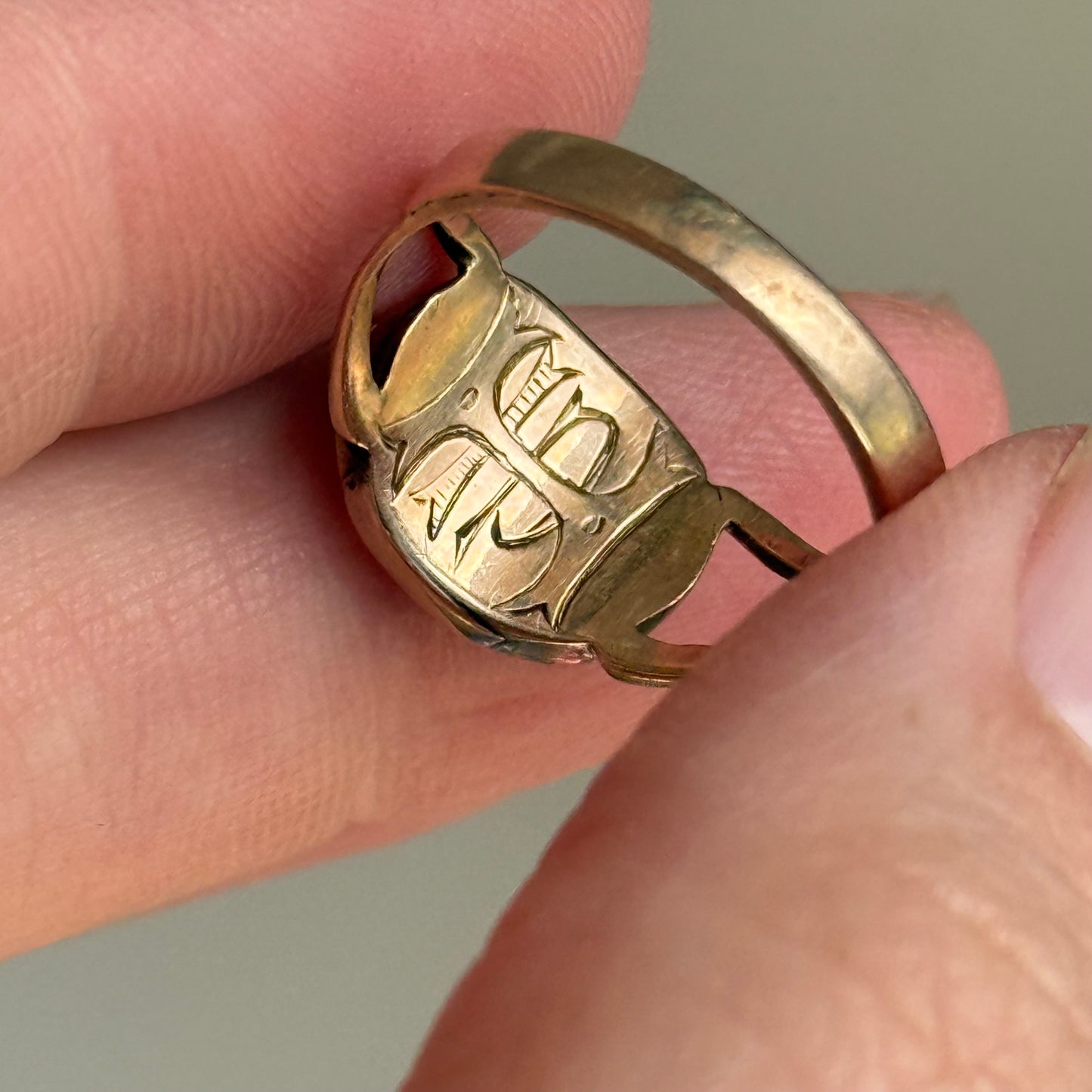 Antique Victorian Almandine Garnet Mourning Ring