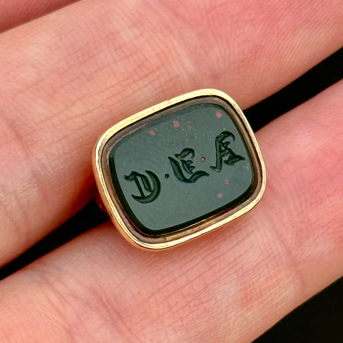 Georgian Bloodstone Fox Intaglio Fob in 9 Carat Gold; Circa 1830