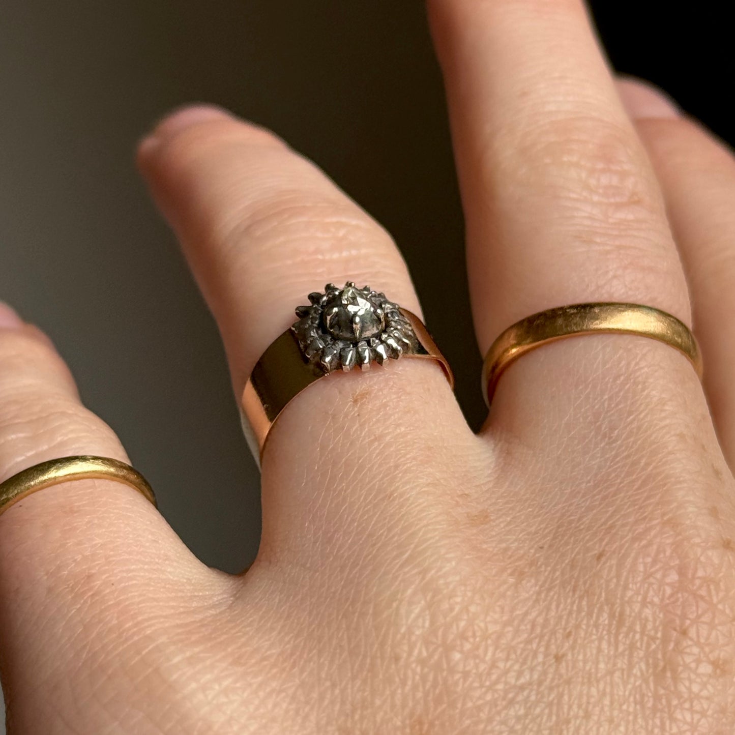 Antique Diamond Cluster Ring in 9 Carat Gold
