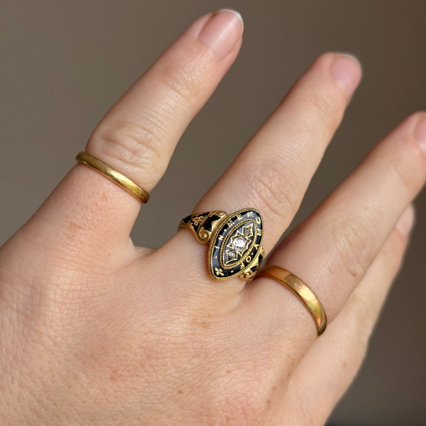 Georgian Diamond and enamel Mourning Ring in 18 Carat Gold