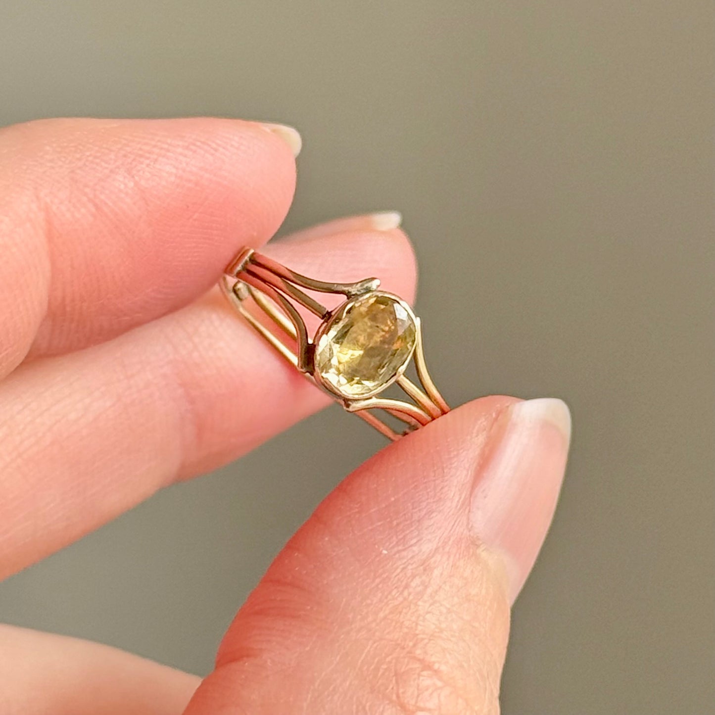 Georgian Citrine Ring in 9 Carat Gold; Circa 1830