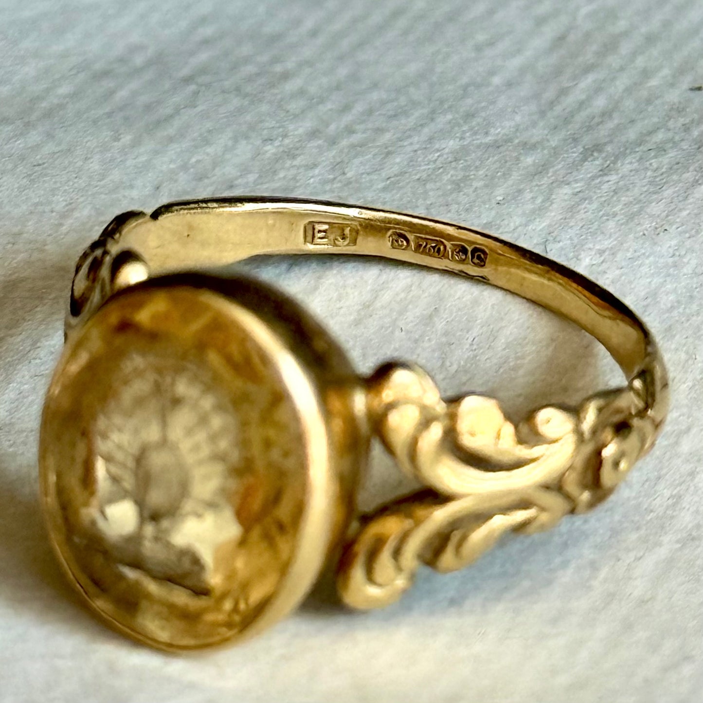Sublime Citrine Intaglio Peacock Ring in 18 Carat Gold