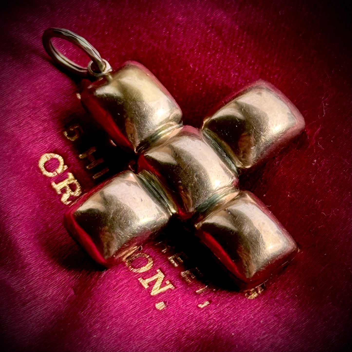 Georgian Foiled Citrine Cross Pendant in 9 Carat Gold; Circa 1820