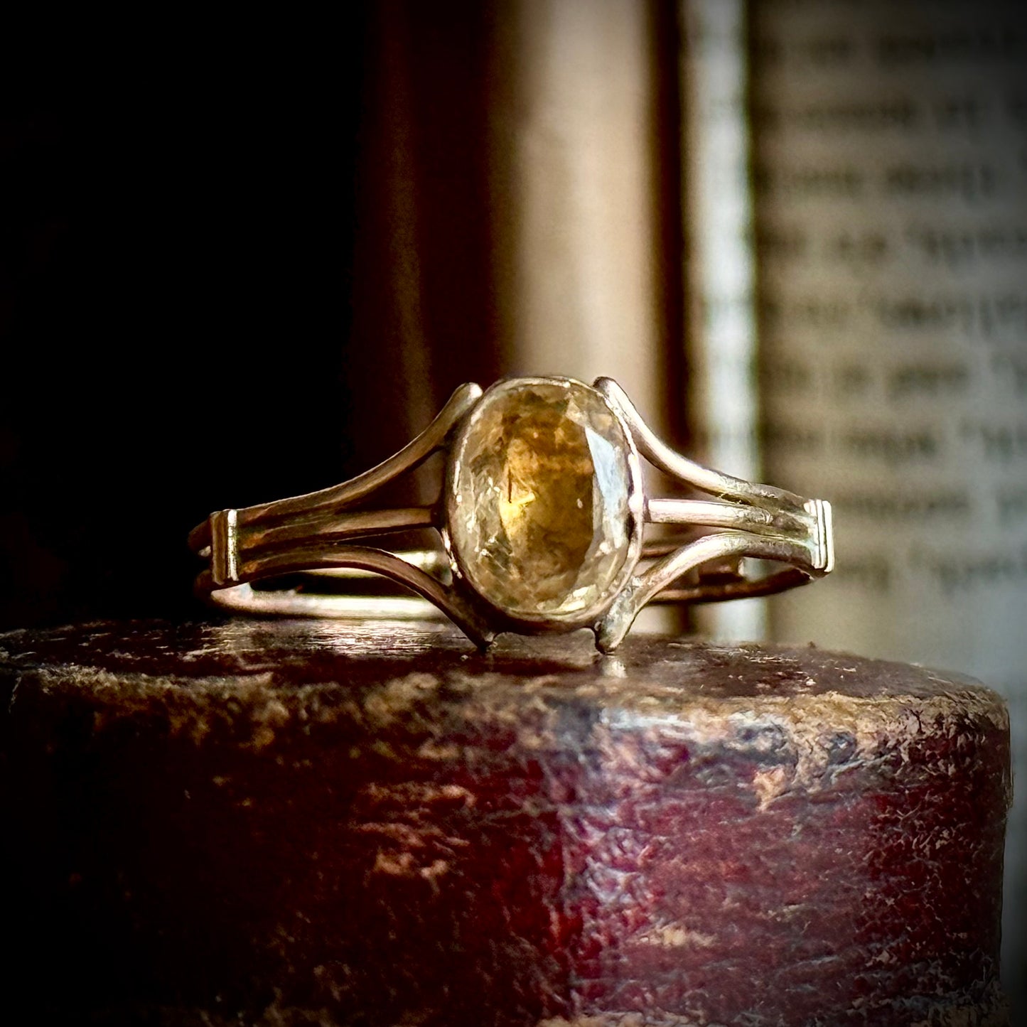 Georgian Citrine Ring in 9 Carat Gold; Circa 1830