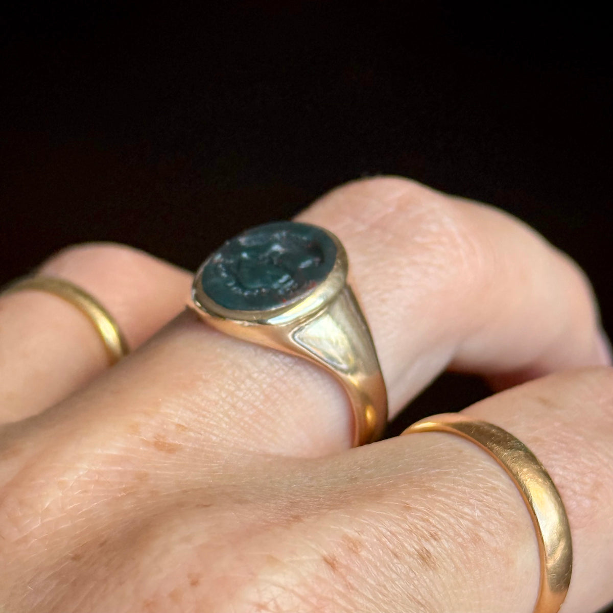 Vintage Bloodstone Raven Ring in 9 Carat Gold; circa 1968