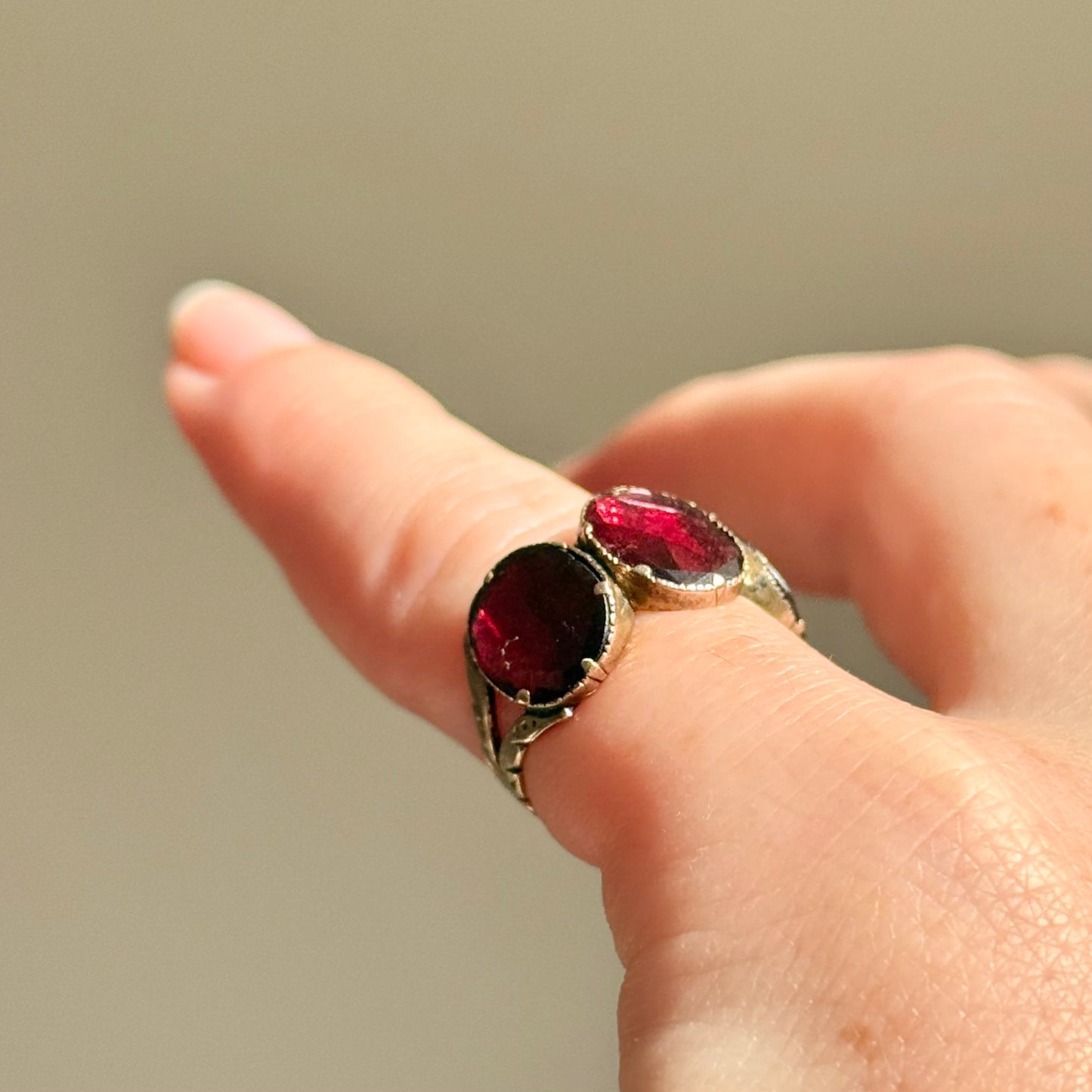 Georgian Foil Backed Garnet Ring in 15 Carat Gold, Circa 1830