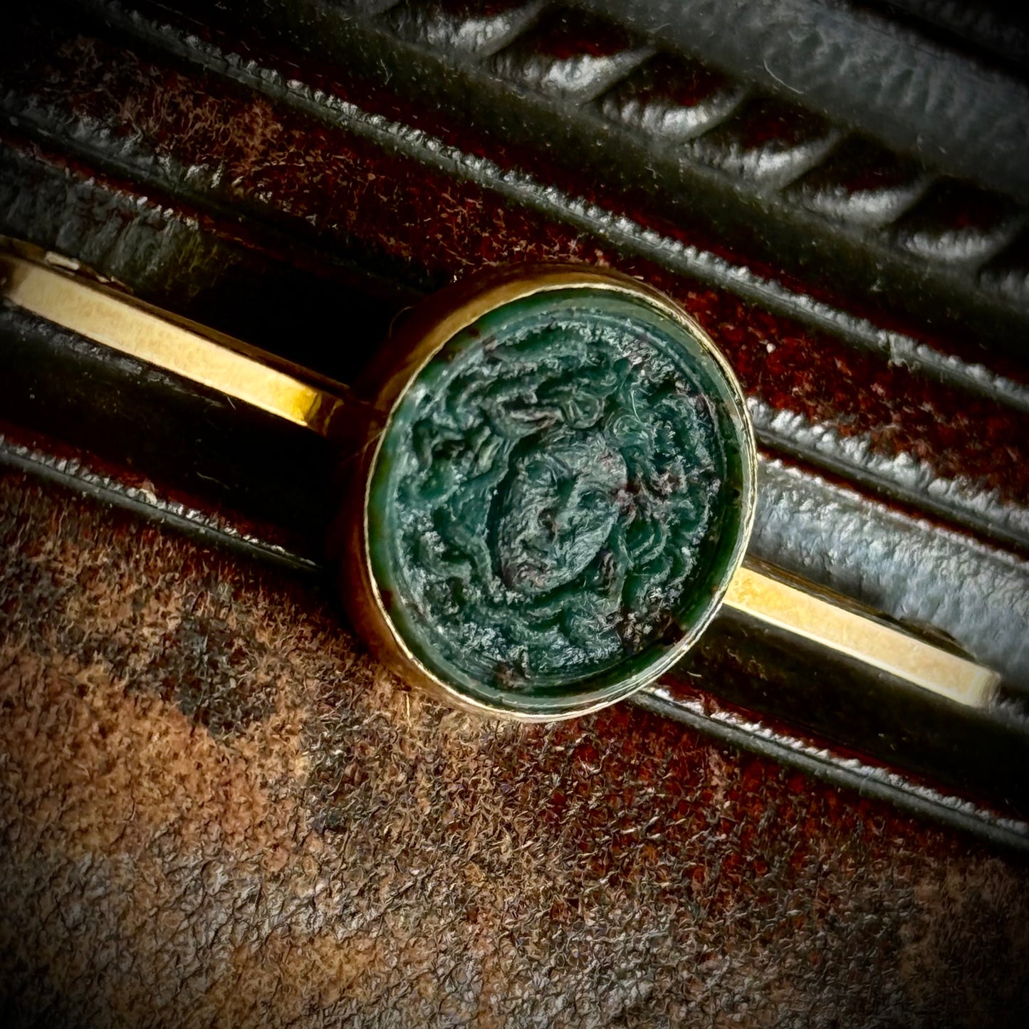 Bloodstone Medusa Bloodstone Bar Brooch in 9 Carat Gold
