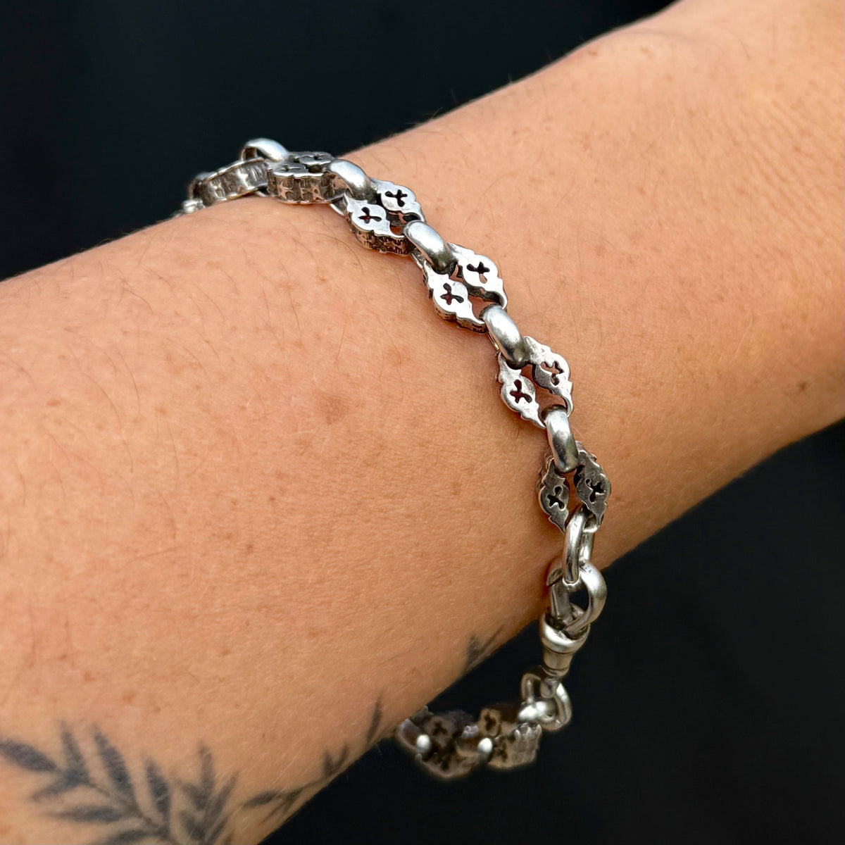 Antique Victorian Star Bracelet in Silver; Circa 1889