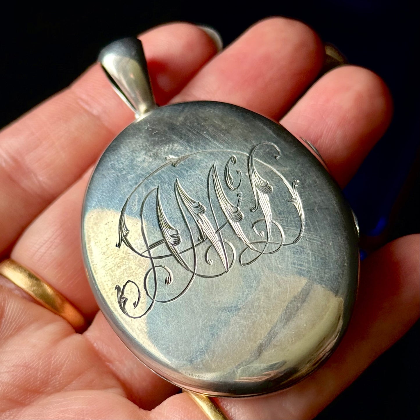 Victorian Engraved Presentation Locket Boxed; Circa 1884