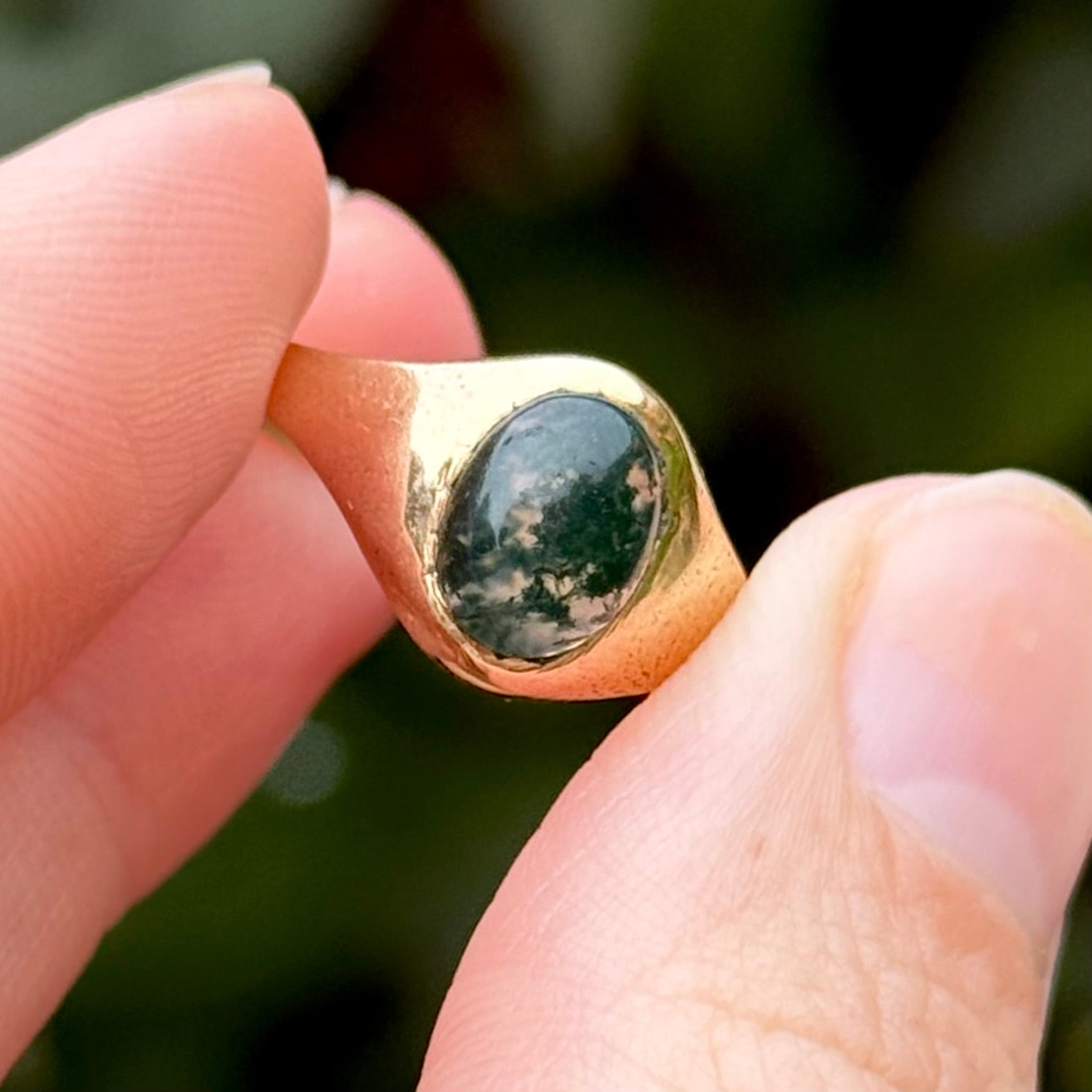 Vintage Moss Agate Signet Ring 9 Carat Gold; Circa 1979