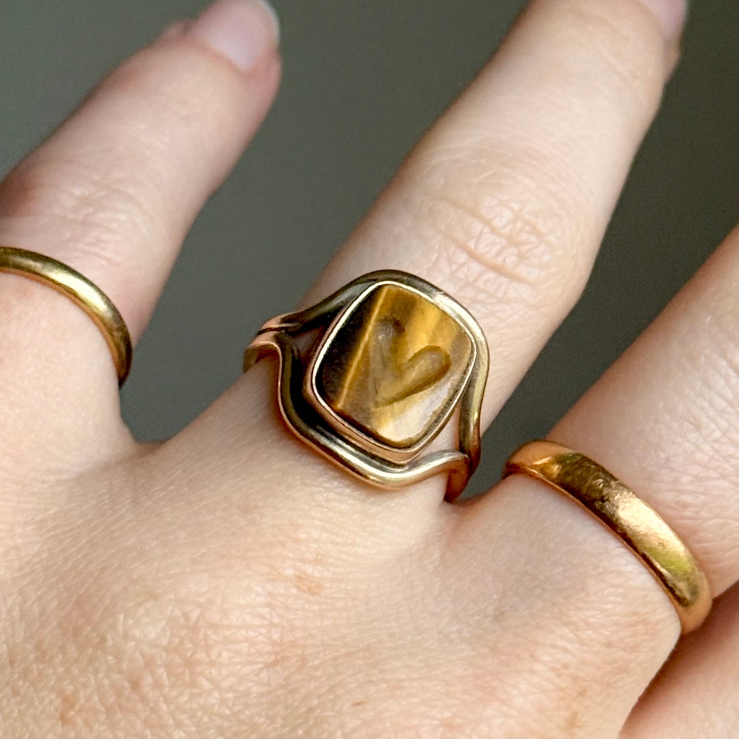 Vintage Carved Tiger's Eye Ring in 9 Carat Gold