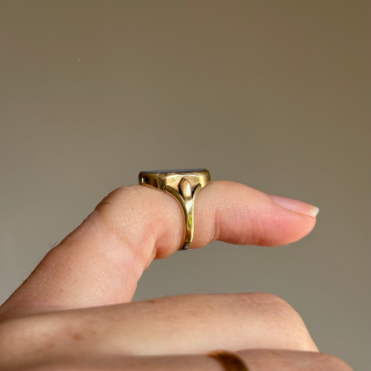 Tiny Sardonyx Hand Intaglio Ring in 9 Carat Gold; Circa 1980