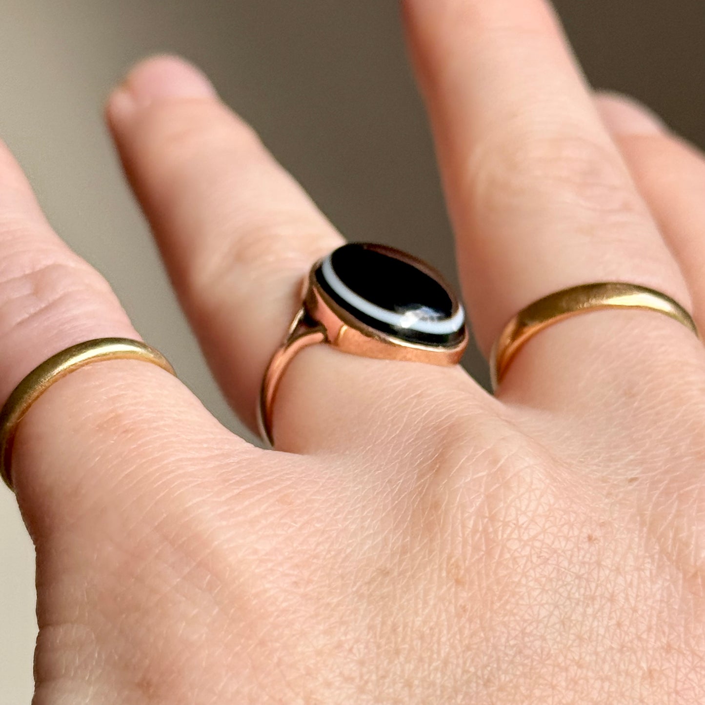Victorian Bull's Eye Agate Ring in 9 Carat Gold' Circa 1890