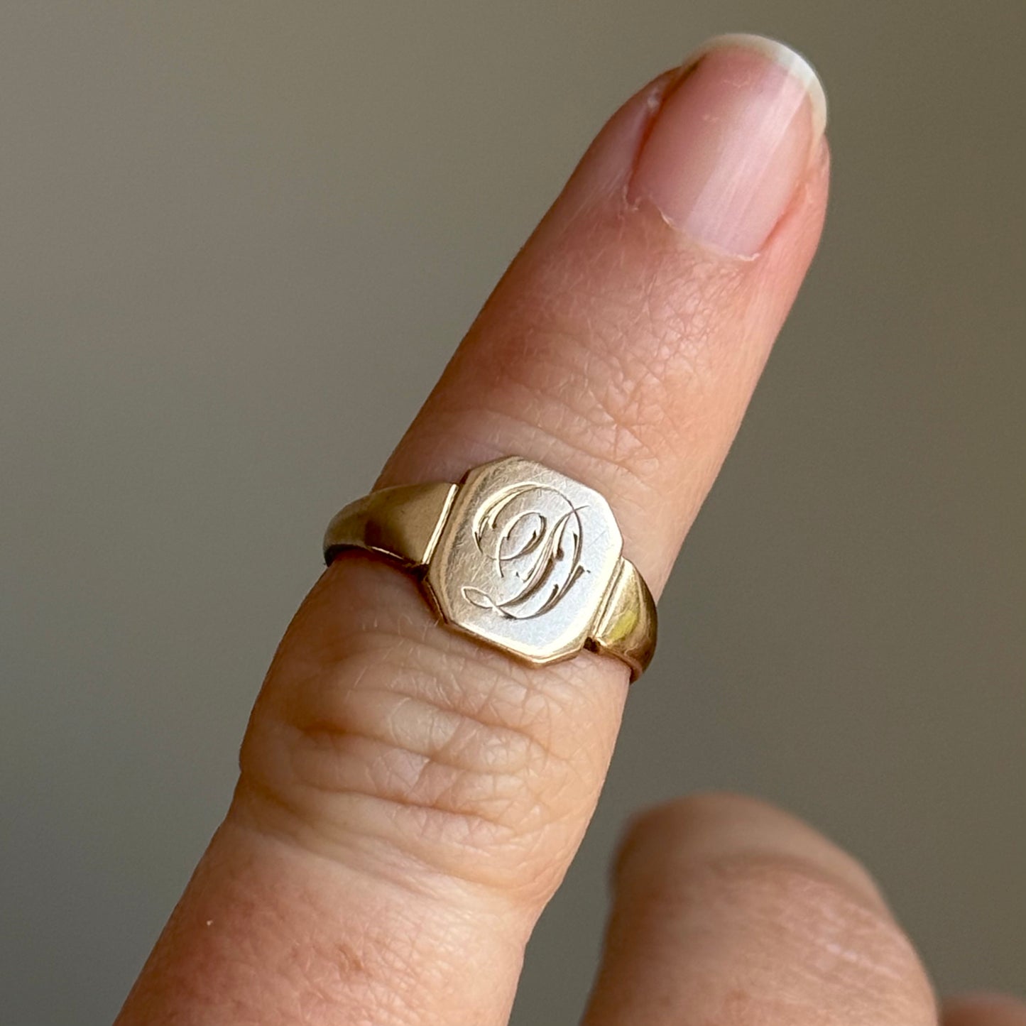Antique Victorian Initial 'D' Signet Ring