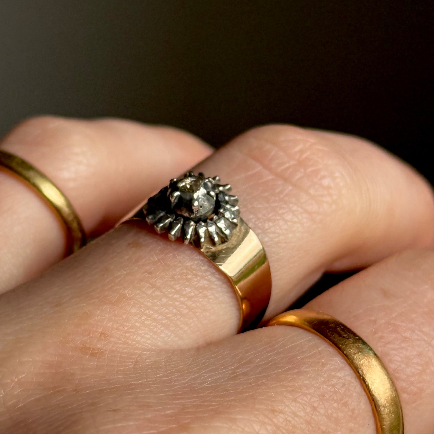 Antique Diamond Cluster Ring in 9 Carat Gold