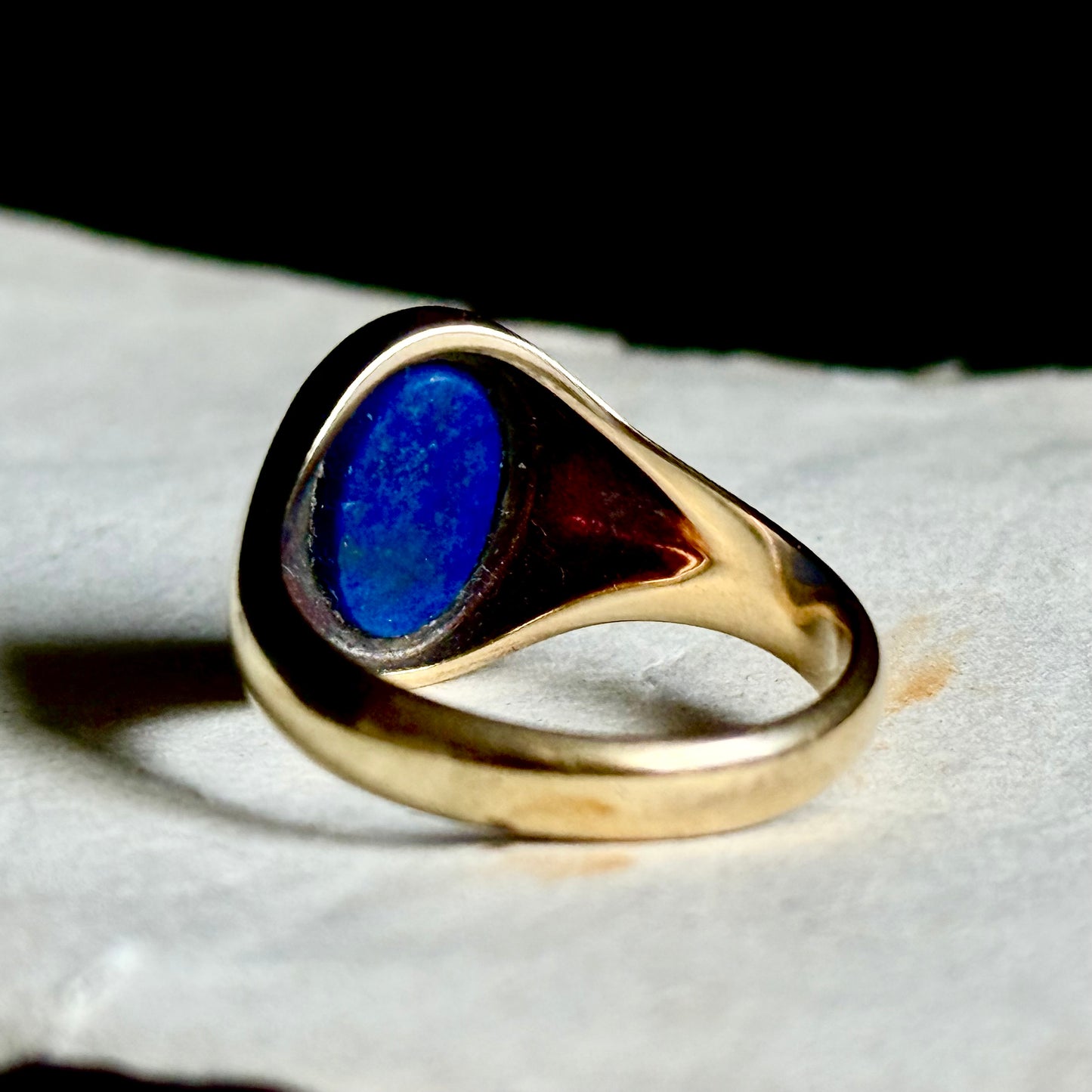 Vintage Lapis Lazuli Intaglio Signet Ring in 14 Carat Gold