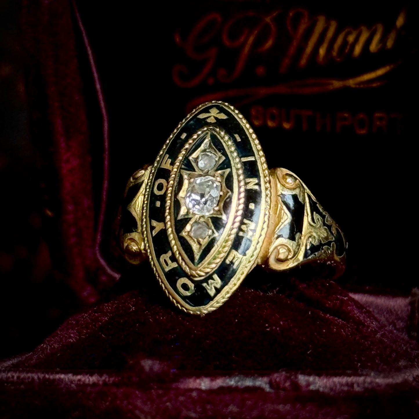 Georgian Diamond and enamel Mourning Ring in 18 Carat Gold
