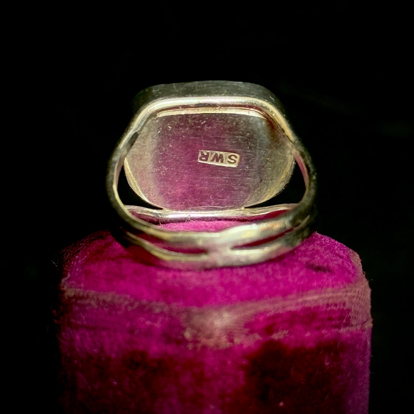 Antique 'Lots of News' Intaglio Ring in Silver