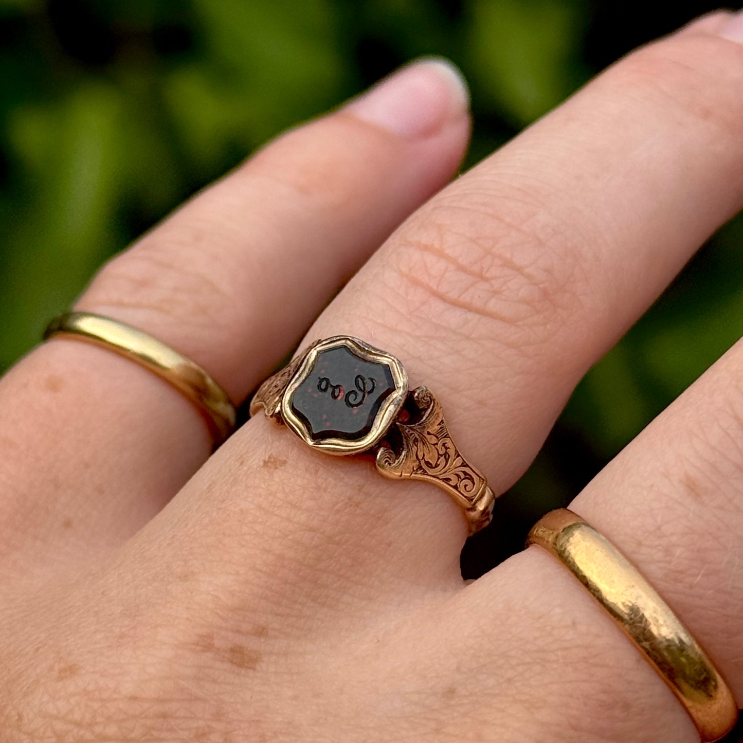 Antique Victorian 'Coo'  Bloodstone Intaglio Ring