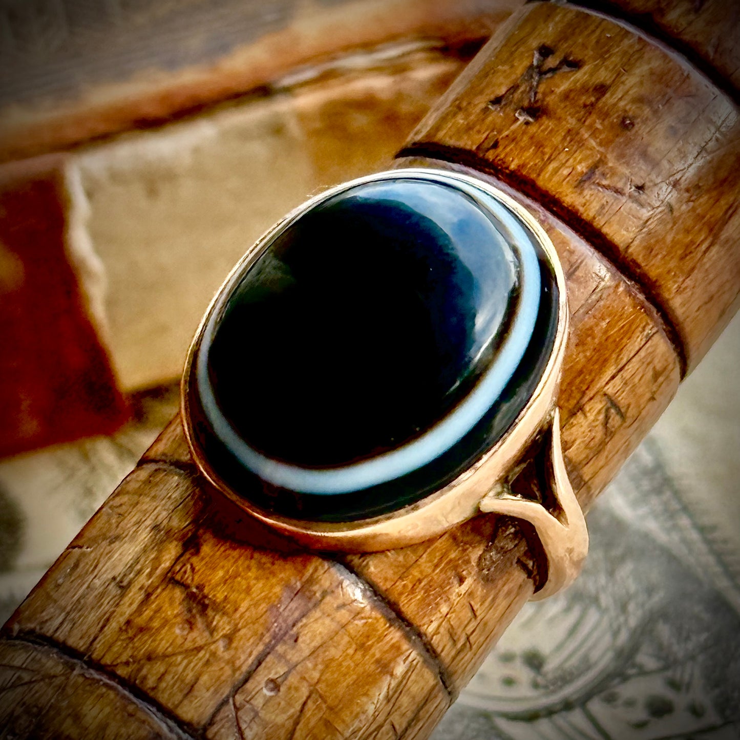 Victorian Bull's Eye Agate Ring in 9 Carat Gold' Circa 1890