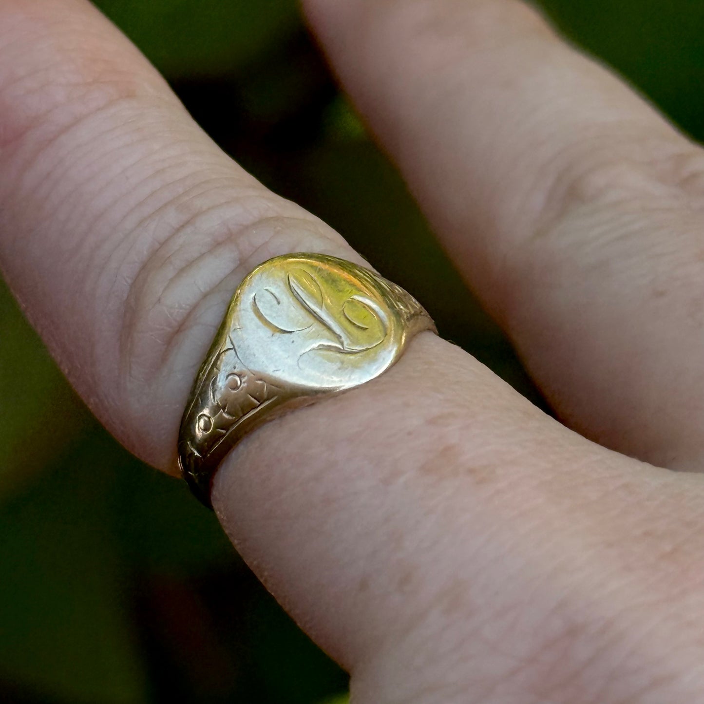 Vintage Ornate Letter 'L' Signet Ring