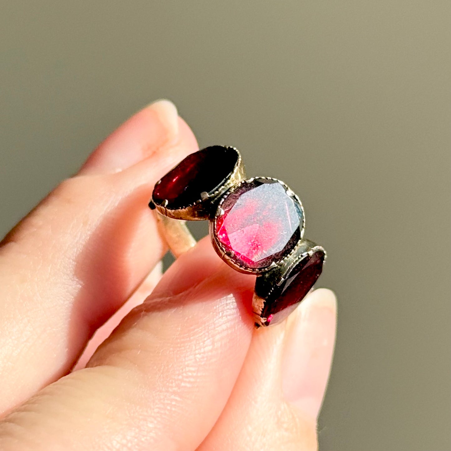 Georgian Foil Backed Garnet Ring in 15 Carat Gold, Circa 1830