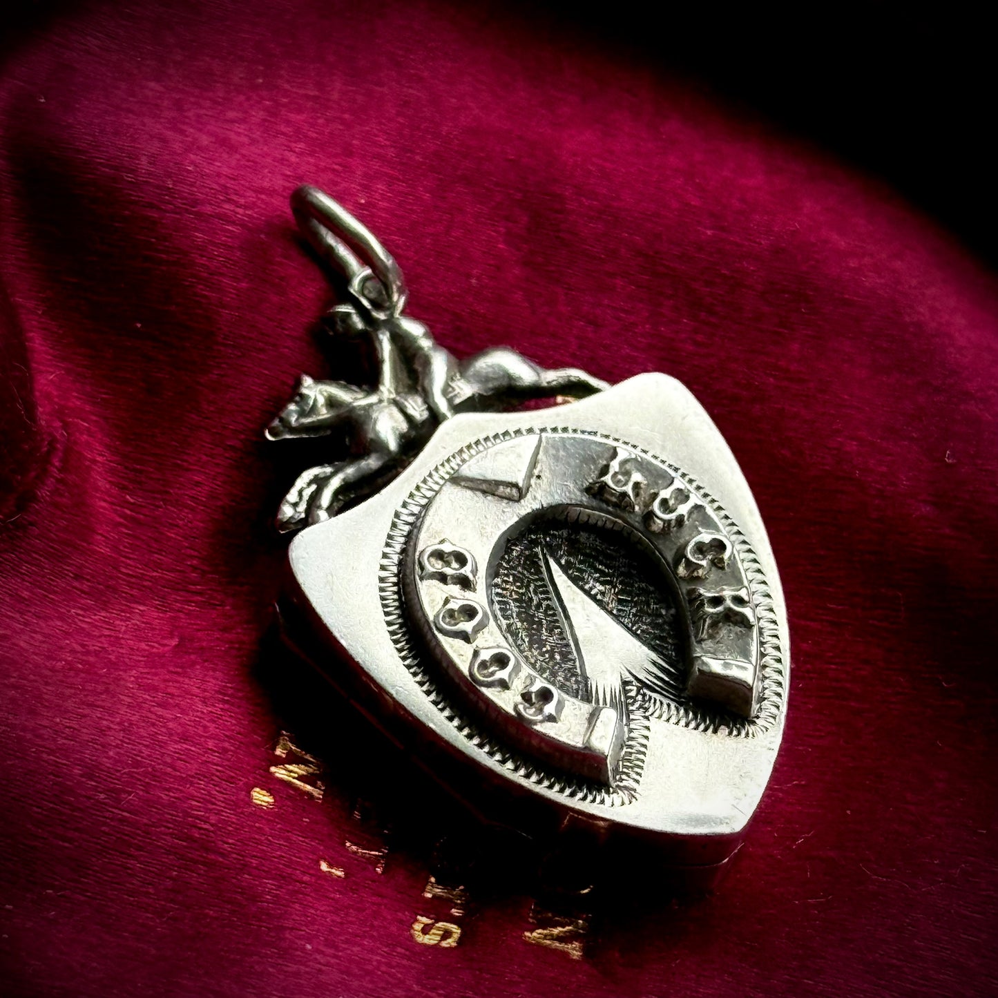 Antique Lucky Horseshoe Locket in Silver; Circa 1914