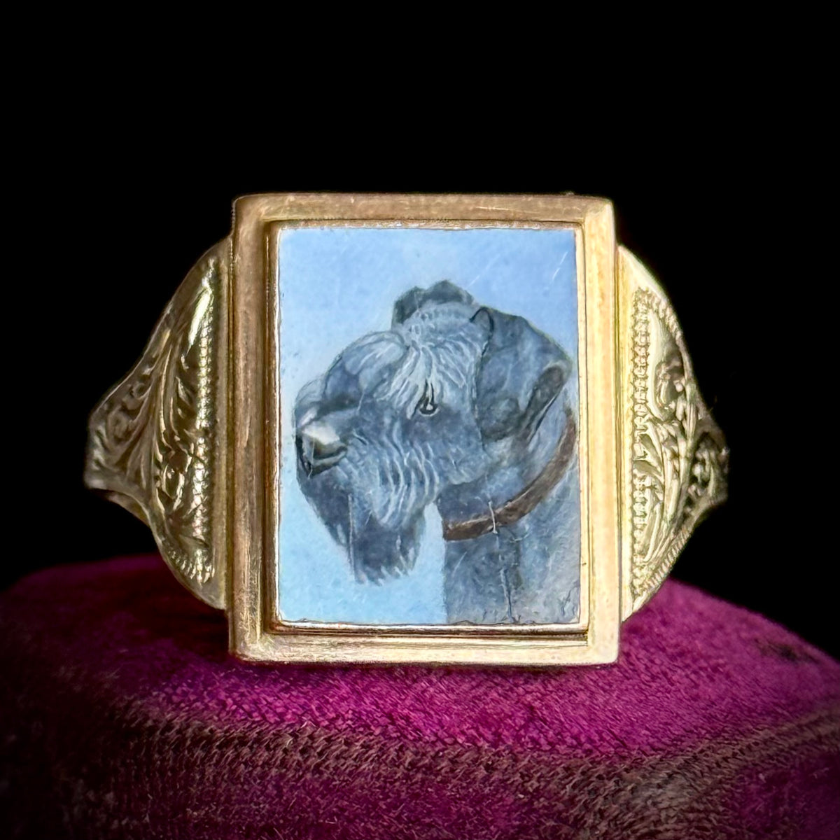Antique Enamel Dog Signet Ring in 9 Carat Gold; Circa 1925
