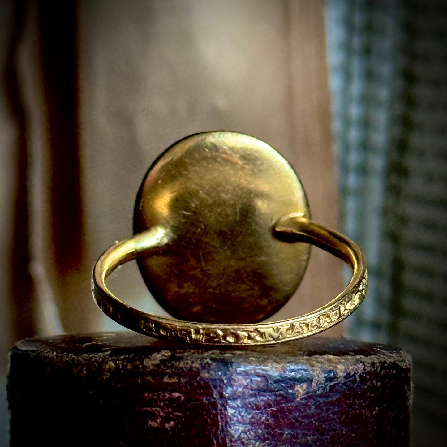 Georgian Mourning Ring in 18 Carat Gold; Circa 1779