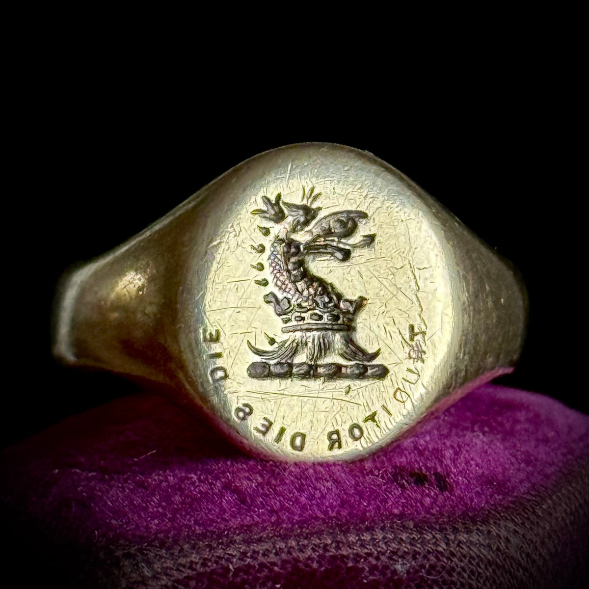 Vintage Dragon Signet Ring 9 Carat gold; Circa 1961